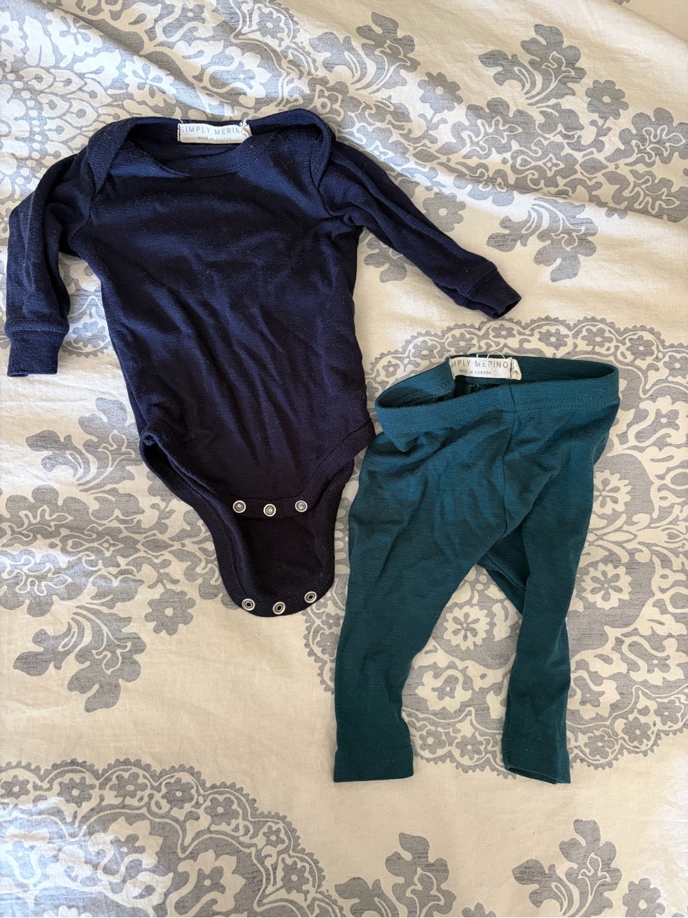 Simply Merino Australian wool Kids Matching Set in Navy and Teal